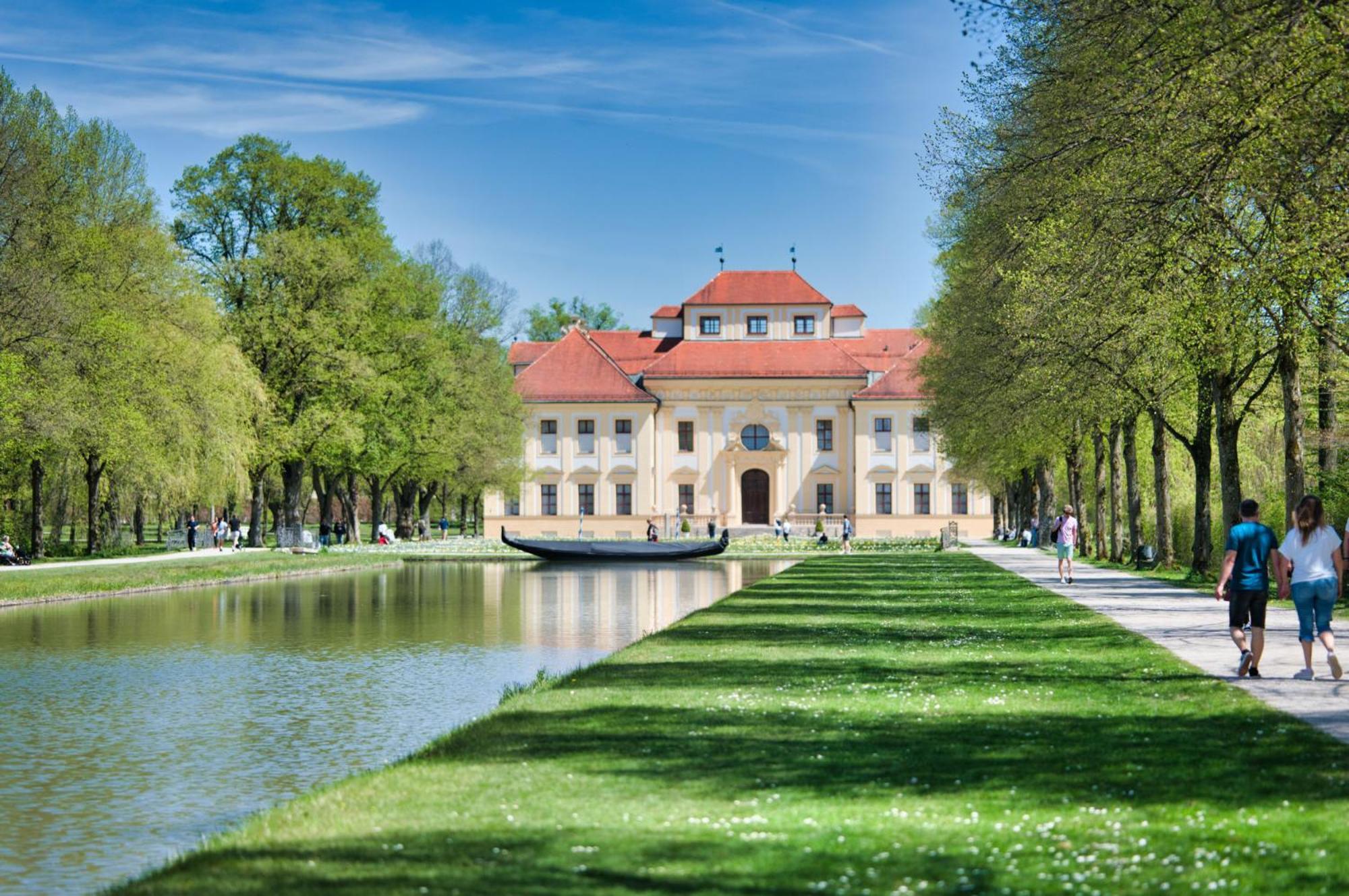 Hotel Am Schlosspark Zum Kurfuerst Oberschleissheim Exterior photo